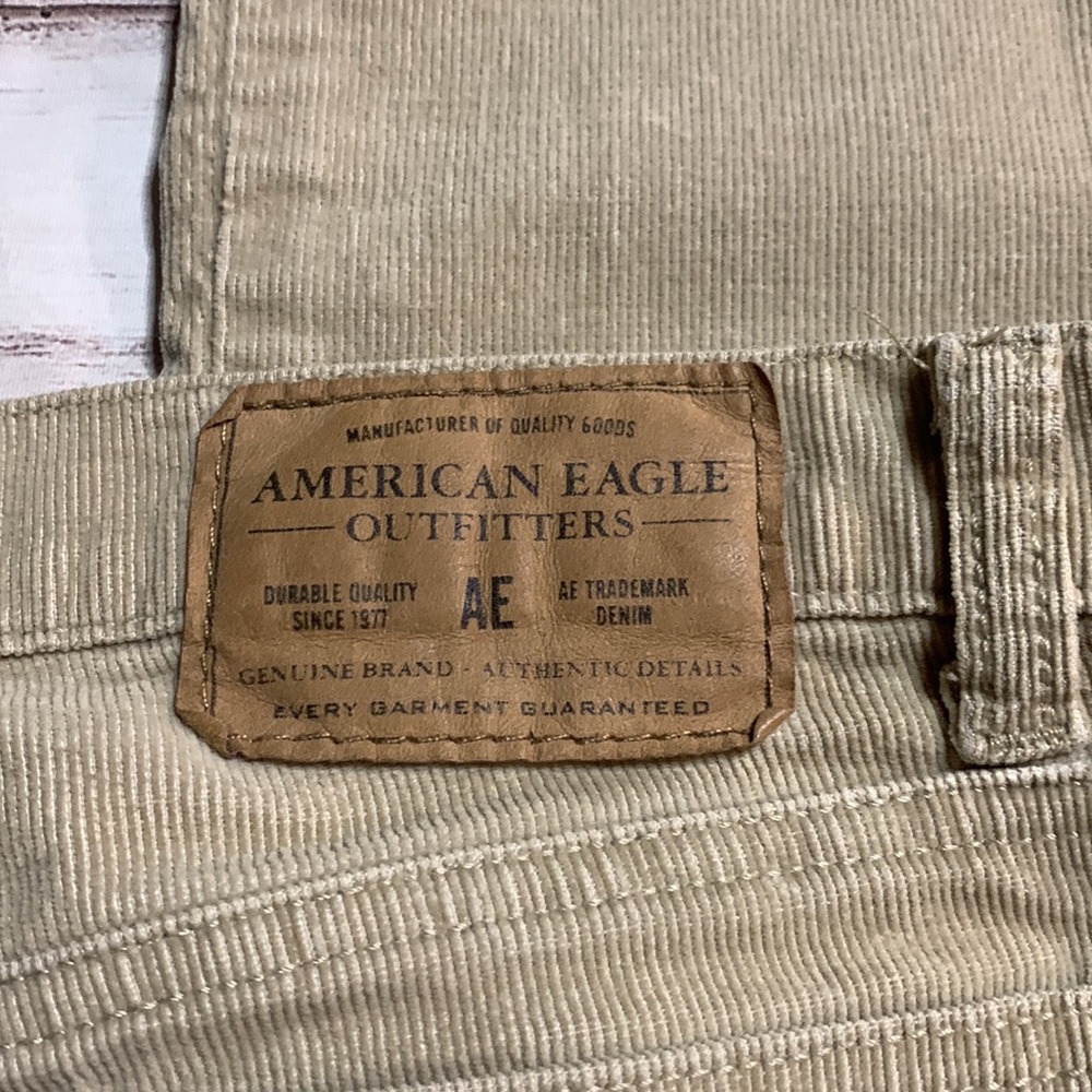 American Eagle Corduroy Pants - Picture 5 of 8